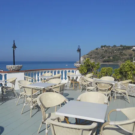 Villaggio Da Ciccio Sul Mare Отель 3*
