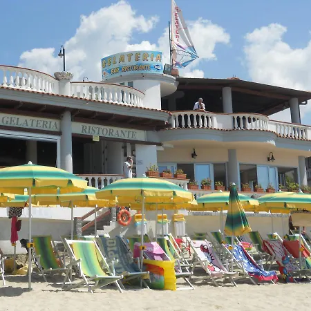 Villaggio Da Ciccio Sul Mare 3* Капо-Ватикано